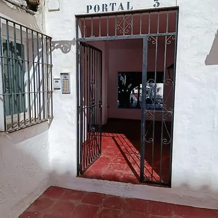 Cozy In Puerto Banus,